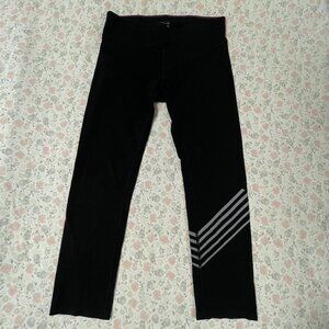 Calvin Klein Performance Capri Workout Pants -- Women's Large (Medium fit) Black